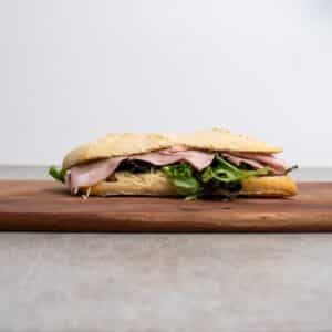 Mortadella med pistacienødder & økologisk vesterhavsost